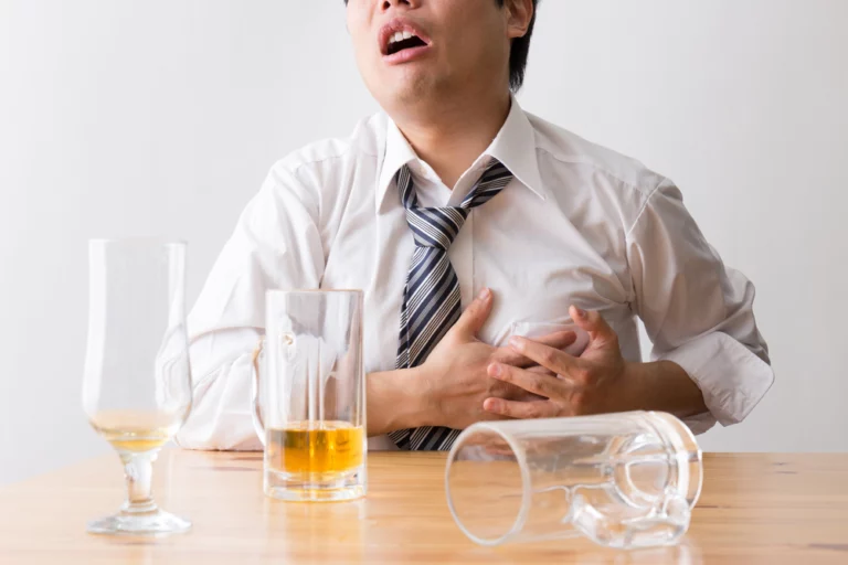 How To Know If You Are Experiencing Alcohol Chest Pain