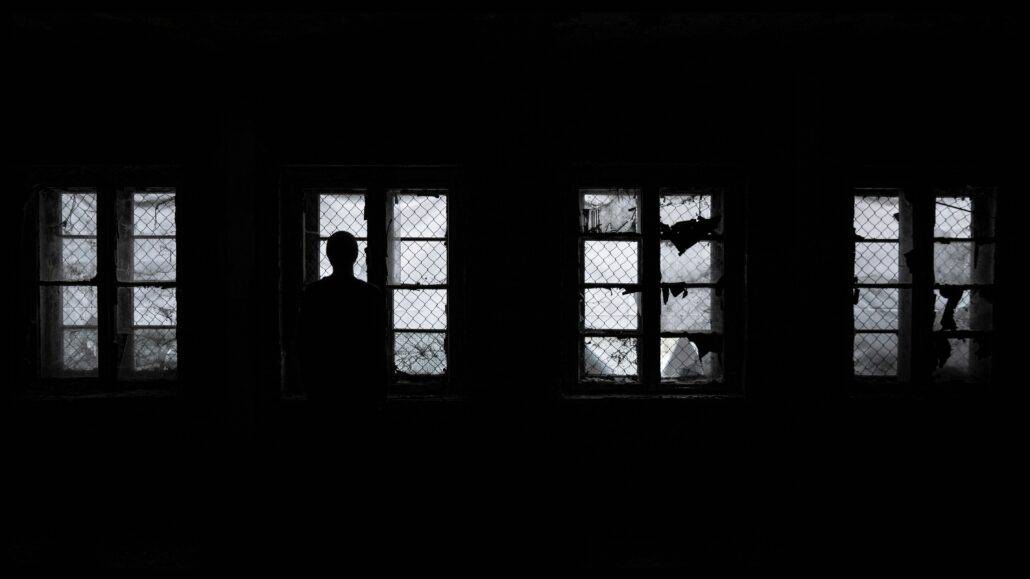 What are the signs of opioid overdose